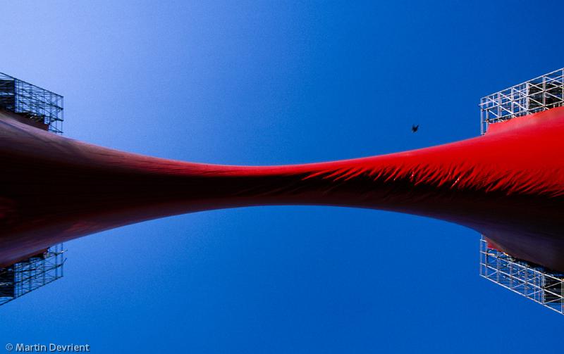 ANISH KAPOOR - Taratantara , Piazza del Plebiscito 2001
