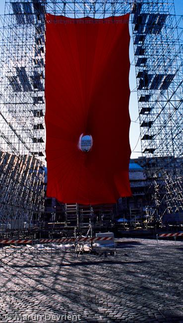 ANISH KAPOOR - Taratantara , Piazza del Plebiscito 2001