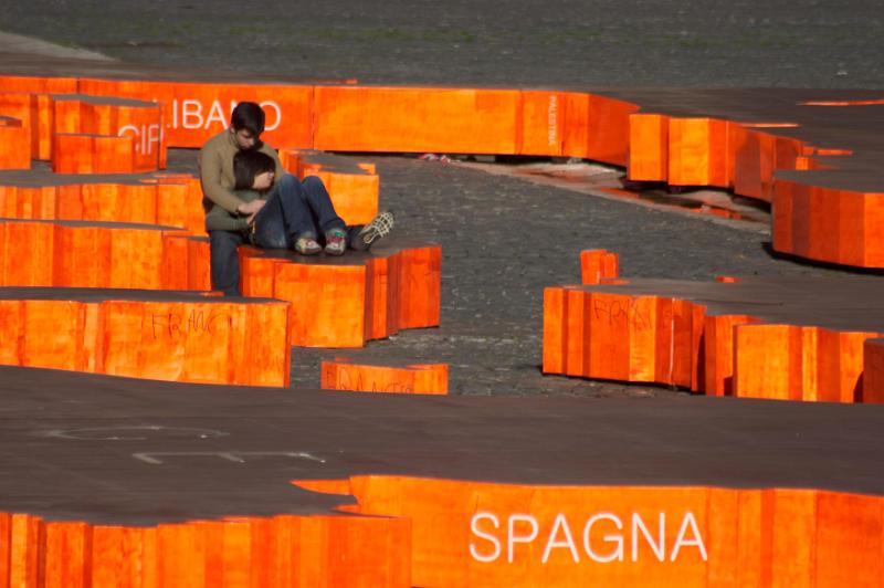 MICHELANGELO PISTOLETTO - Love Differences,  Piazza del Plebiscito 2007