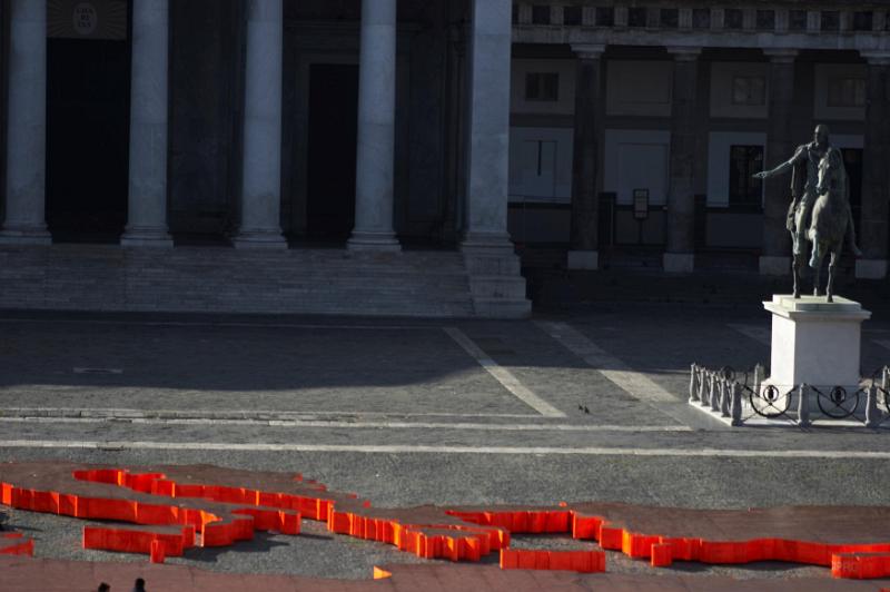 MICHELANGELO PISTOLETTO - Love Differences, Piazza del Plebiscito 2007