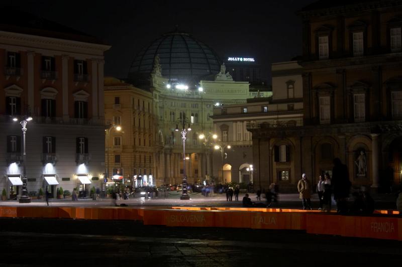 MICHELANGELO PISTOLETTO - Love Differences, Piazza del Plebiscito 2007