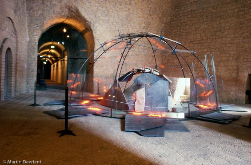 Napoli anno zero, Castel Sant'Elmo 2002