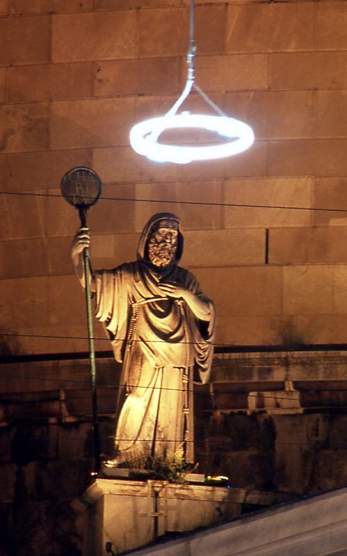 REBECCA HORN - Spiriti di madreperla, Piazza del Plebiscito 2002