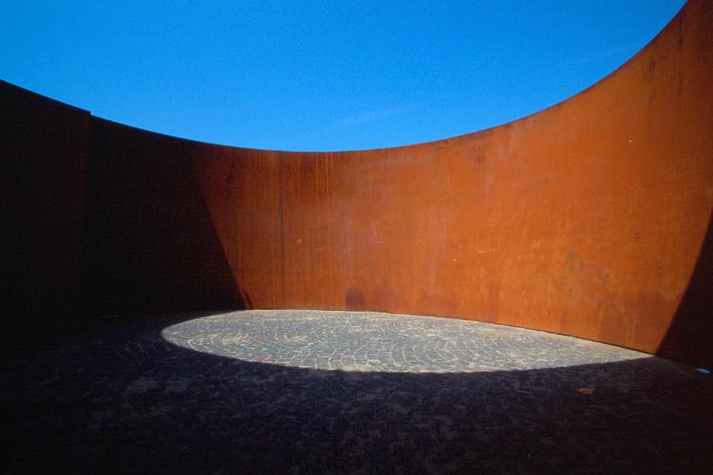 RICHARD SERRA - Naples , Piazza del Plebiscito 2003