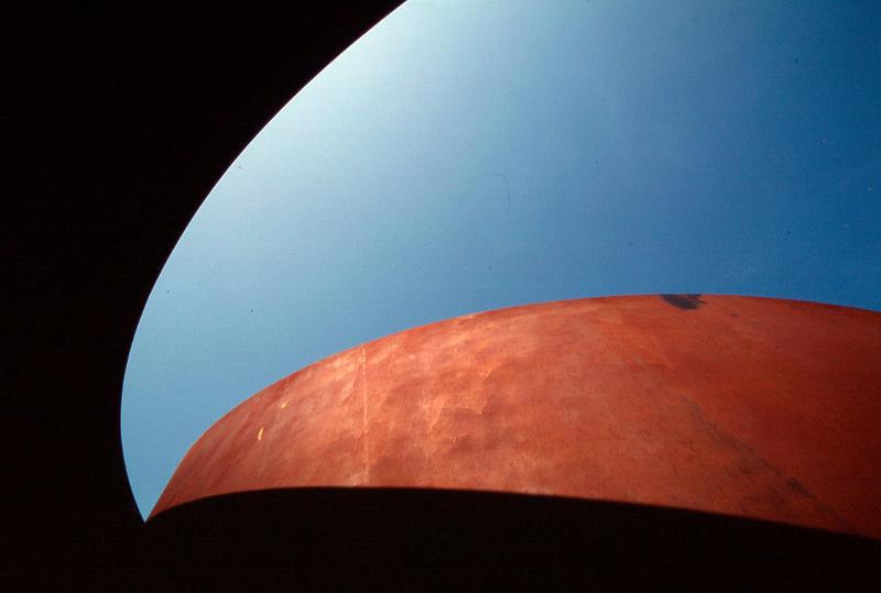 RICHARD SERRA - Naples , Piazza del Plebiscito 2003