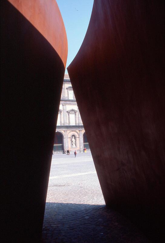 RICHARD SERRA - Naples , Piazza del Plebiscito 2003