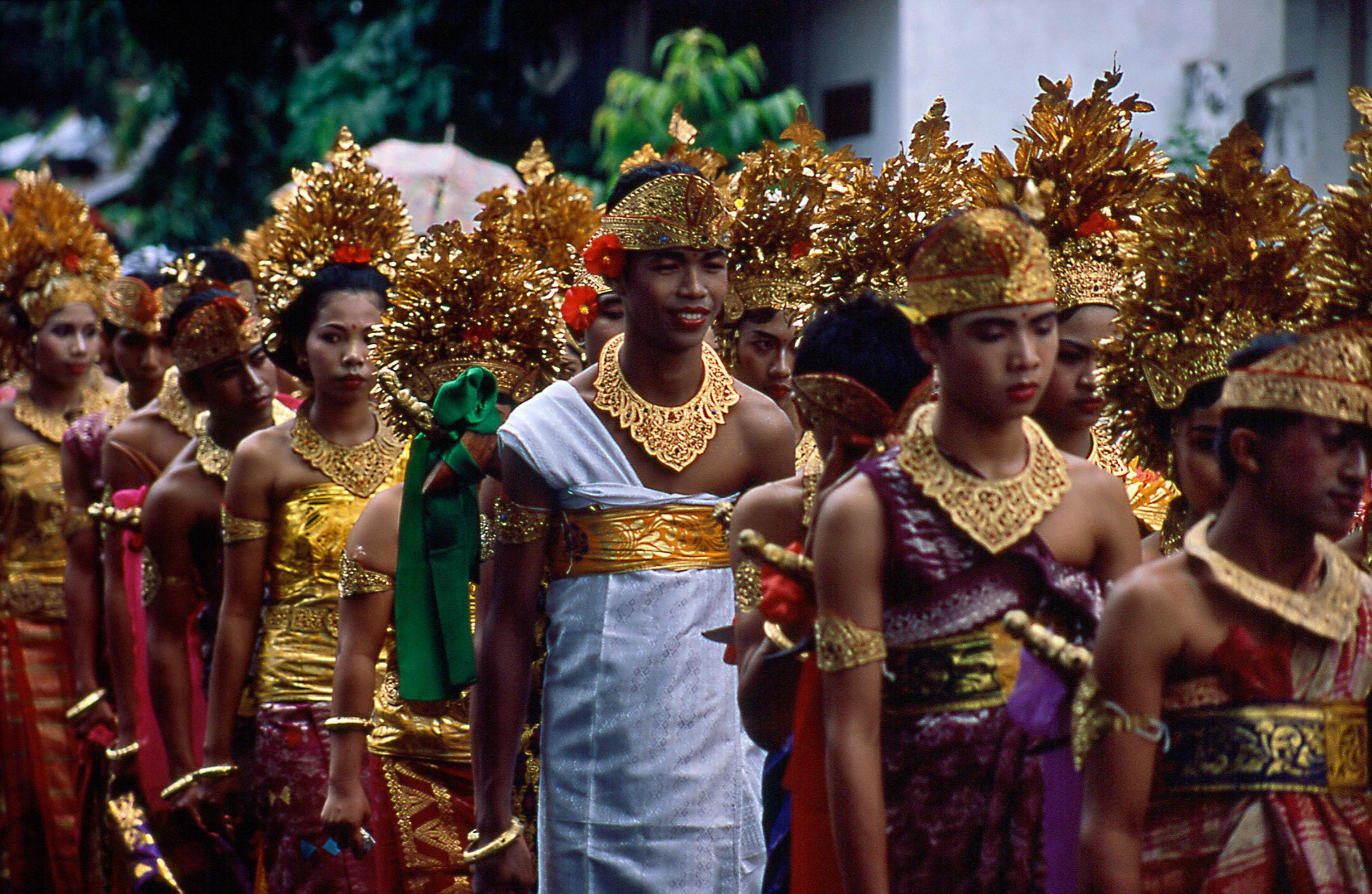 05indo0898