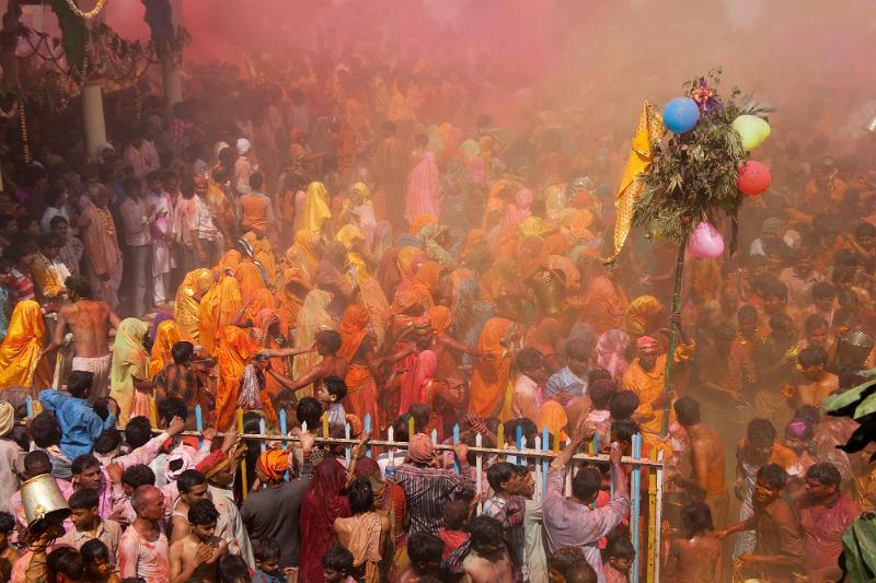 Holi