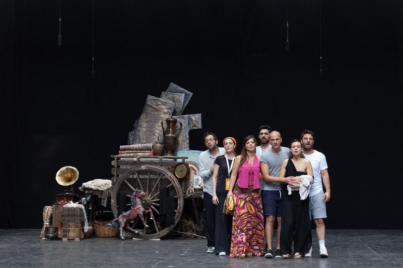 Il paese di chi se ne va - Backstage